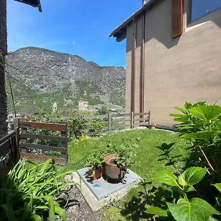 Lo Soleil Apartment